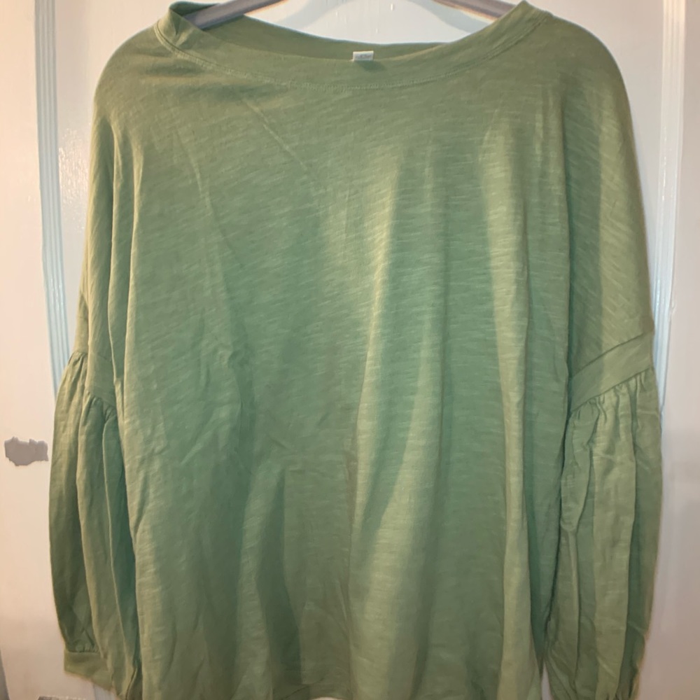 Time and Tru Olive Top